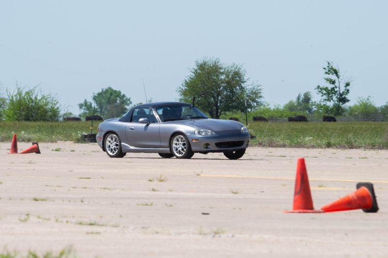 Illustration for article titled Huge Juicy Autocross Photodump